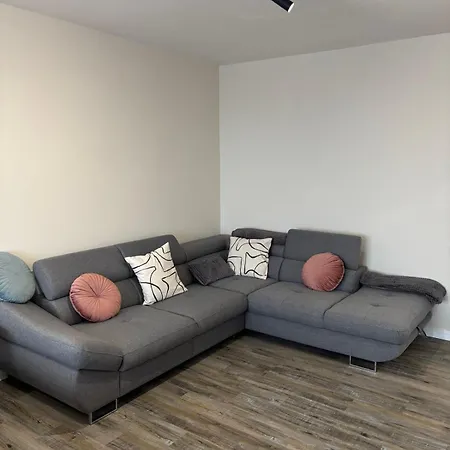 Sky & Hills View 1br Пловдив
