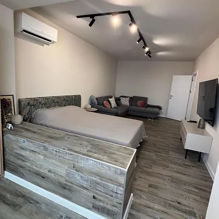 アパート Sky & Hills View 1br プロヴディフ
